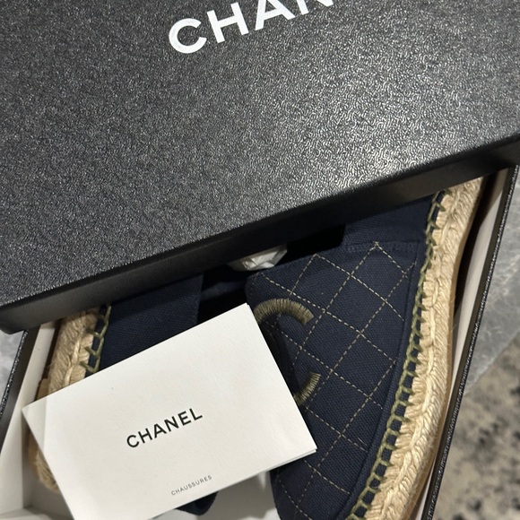 CHANEL Quilted Navy and Gold Espadrilles - Picture 8 of 10